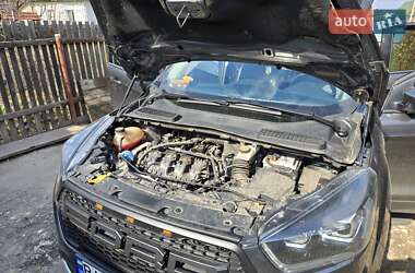 Внедорожник / Кроссовер Ford Escape 2018 в 