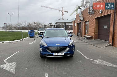 Позашляховик / Кросовер Ford Escape 2022 в 