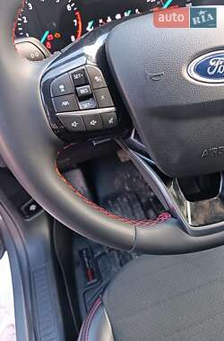 Внедорожник / Кроссовер Ford Escape 2021 в 