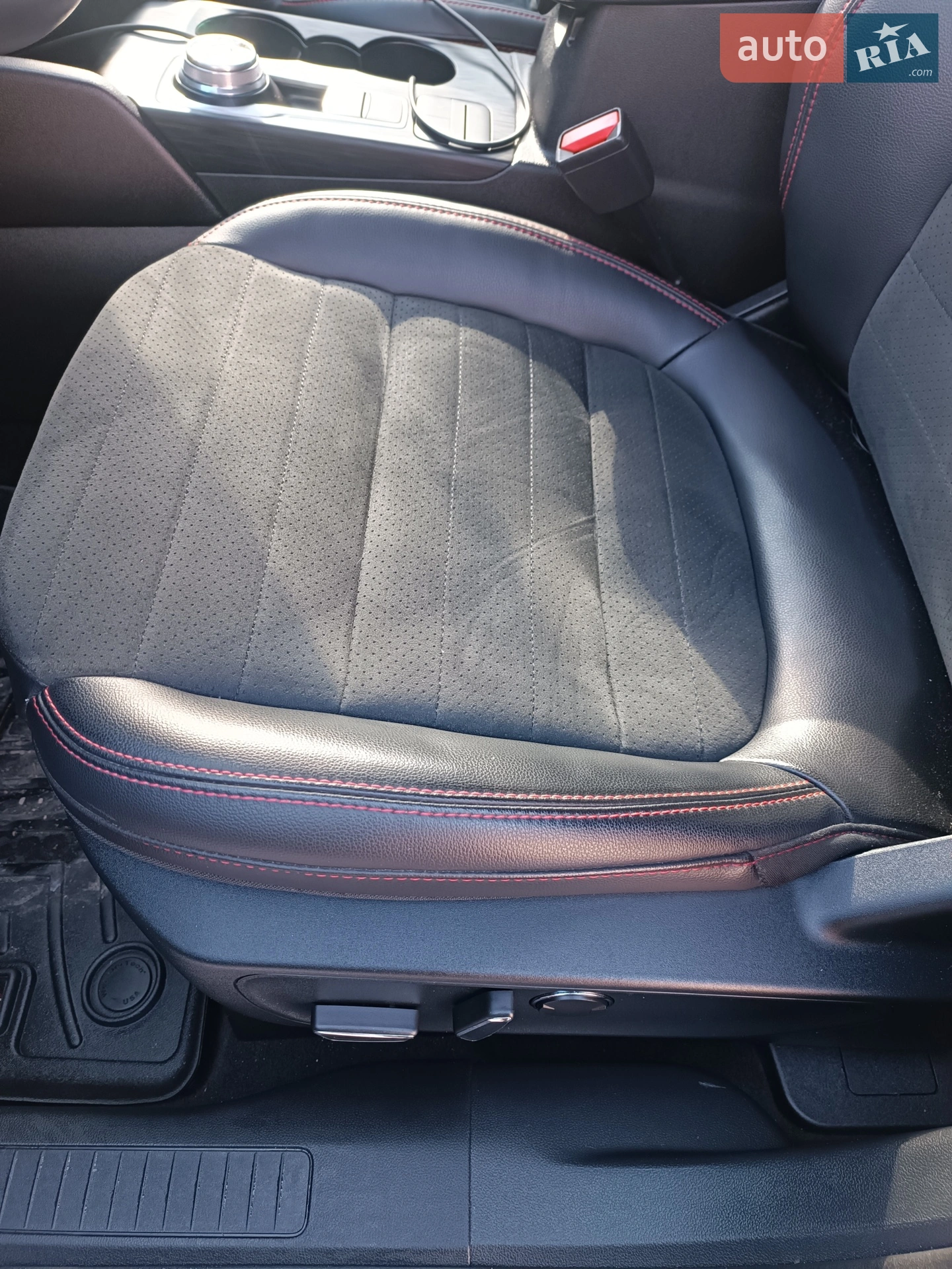 2021 Ford Escape - мініатюра 12