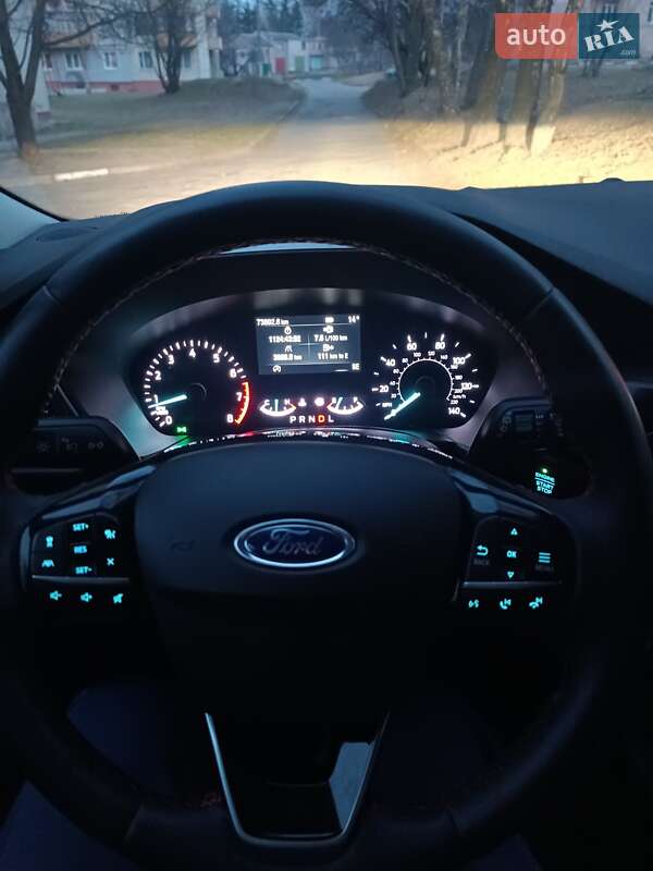 Внедорожник / Кроссовер Ford Escape 2021 в Киеве