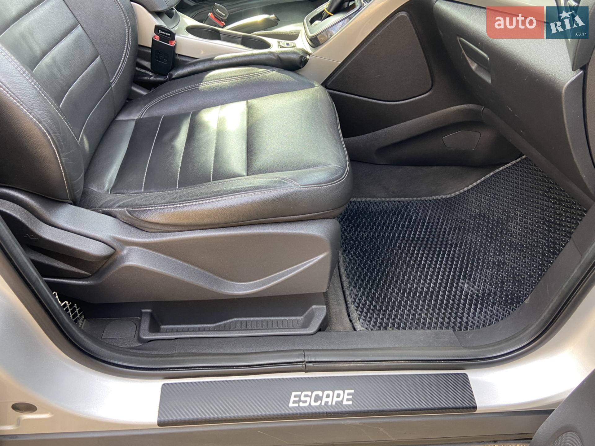 2012 Ford Escape - мініатюра 21