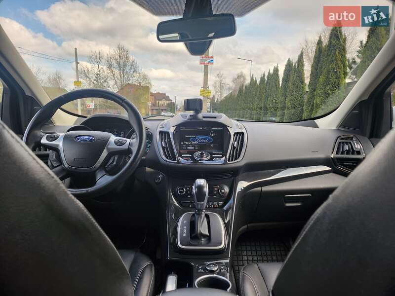 Внедорожник / Кроссовер Ford Escape 2013 в Софиевской Борщаговке