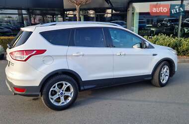 Внедорожник / Кроссовер Ford Escape 2013 в 