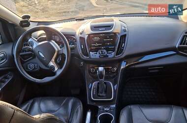 Внедорожник / Кроссовер Ford Escape 2013 в 