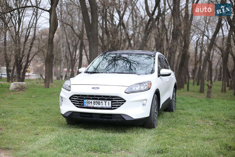 Внедорожник / Кроссовер Ford Escape 2019 в Одессе
