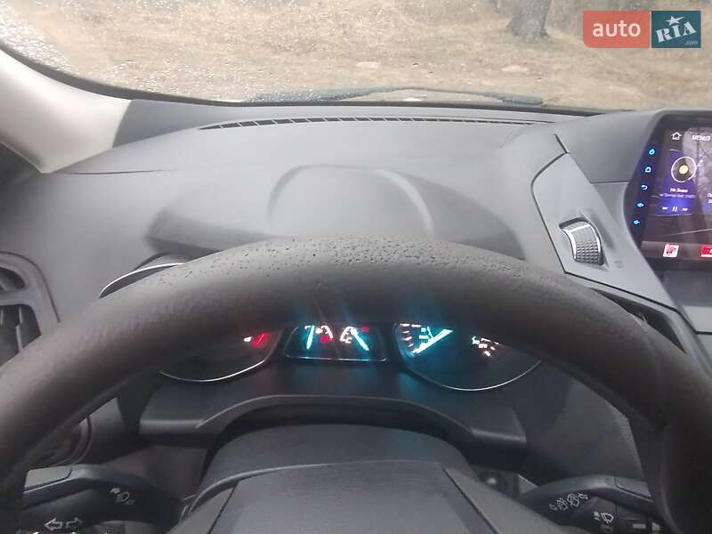 Внедорожник / Кроссовер Ford Escape 2014 в Чернигове