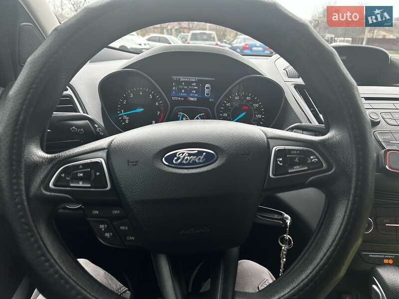 Внедорожник / Кроссовер Ford Escape 2017 в Одессе