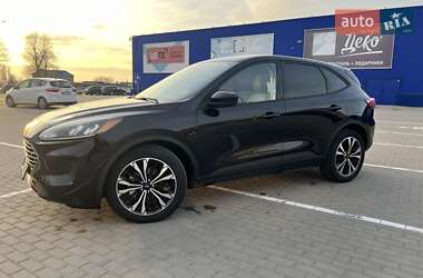 Внедорожник / Кроссовер Ford Escape 2021 в 