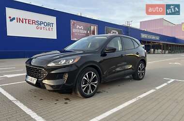 Внедорожник / Кроссовер Ford Escape 2021 в 