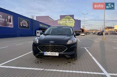 Внедорожник / Кроссовер Ford Escape 2021 в 