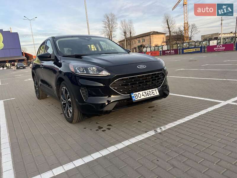 Внедорожник / Кроссовер Ford Escape 2021 в Тернополе
