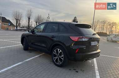 Внедорожник / Кроссовер Ford Escape 2021 в 