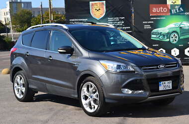 Внедорожник / Кроссовер Ford Escape 2015 в 