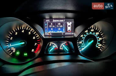 Внедорожник / Кроссовер Ford Escape 2013 в 