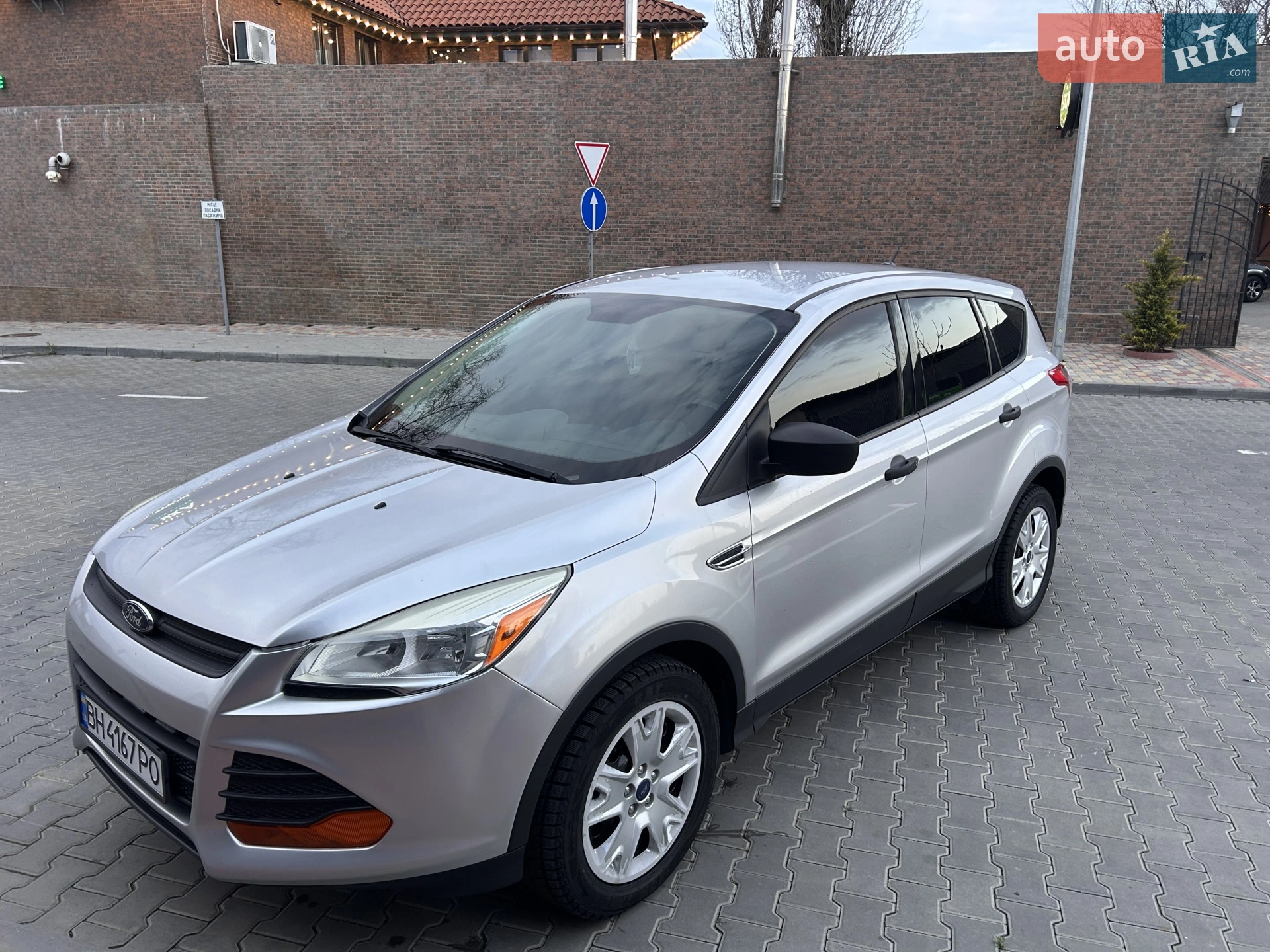 2013 Ford Escape - мініатюра 2