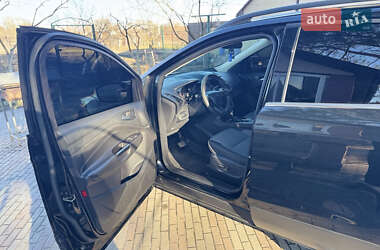 Внедорожник / Кроссовер Ford Escape 2017 в 