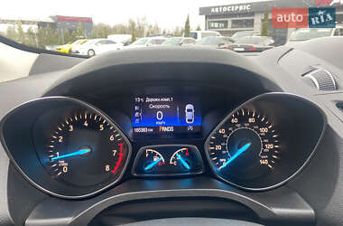 Внедорожник / Кроссовер Ford Escape 2016 в 