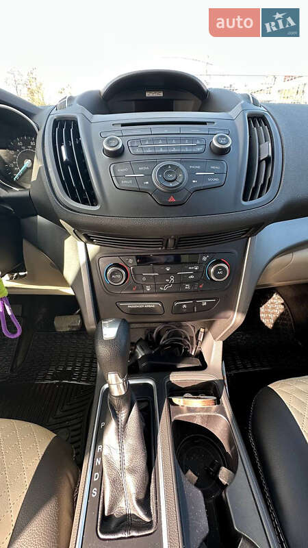 Позашляховик / Кросовер Ford Escape 2016 в Броварах фото 12 Позашляховик / Кросовер Ford Escape 2016 в Броварах