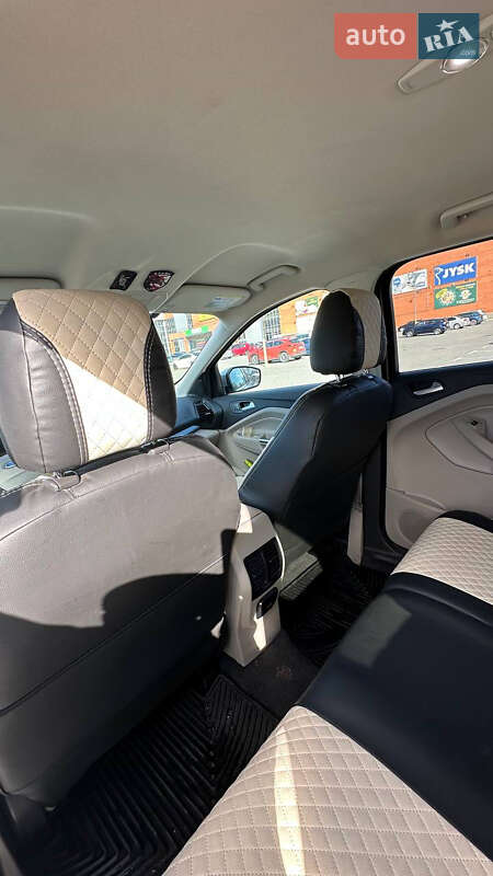 Позашляховик / Кросовер Ford Escape 2016 в Броварах фото 15 Позашляховик / Кросовер Ford Escape 2016 в Броварах