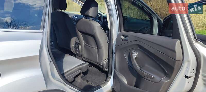 Внедорожник / Кроссовер Ford Escape 2016 в Черкассах фото 7 Внедорожник / Кроссовер Ford Escape 2016 в Черкассах