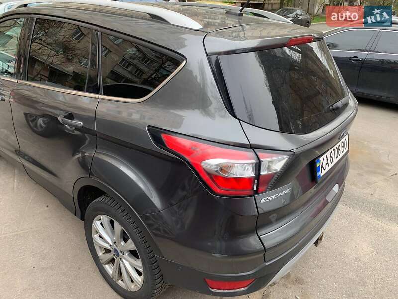 Позашляховик / Кросовер Ford Escape 2016 в Києві