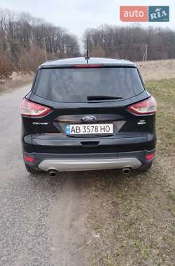 Внедорожник / Кроссовер Ford Escape 2014 в 