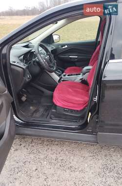 Внедорожник / Кроссовер Ford Escape 2014 в 