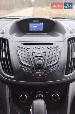 Внедорожник / Кроссовер Ford Escape 2014 в 