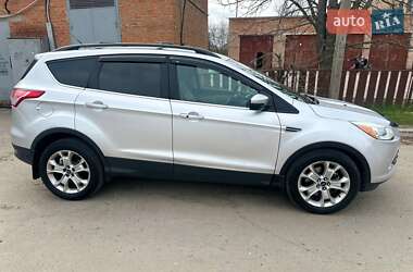 Внедорожник / Кроссовер Ford Escape 2013 в 