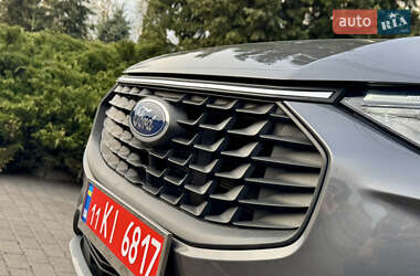 Внедорожник / Кроссовер Ford Escape 2023 в 