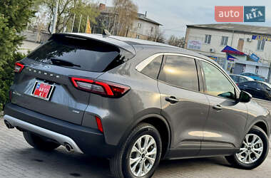 Внедорожник / Кроссовер Ford Escape 2023 в 