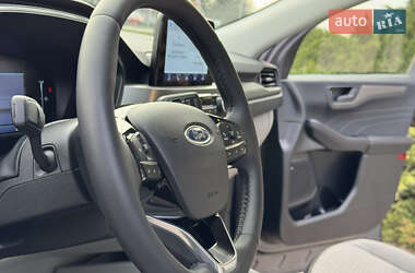 Внедорожник / Кроссовер Ford Escape 2023 в 
