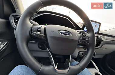 Внедорожник / Кроссовер Ford Escape 2023 в 