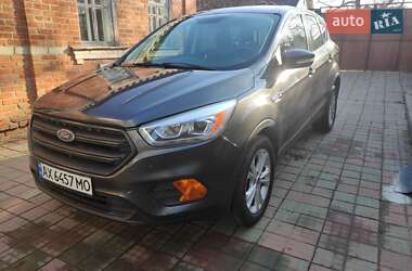 Внедорожник / Кроссовер Ford Escape 2017 в 