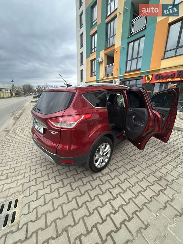 Внедорожник / Кроссовер Ford Escape 2015 в Ивано-Франковске