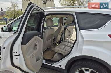 Внедорожник / Кроссовер Ford Escape 2014 в 