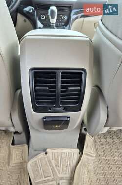 Внедорожник / Кроссовер Ford Escape 2014 в 