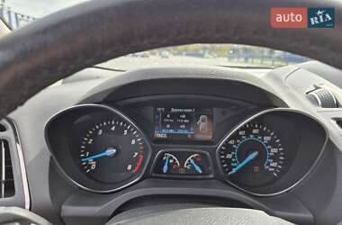 Внедорожник / Кроссовер Ford Escape 2014 в 