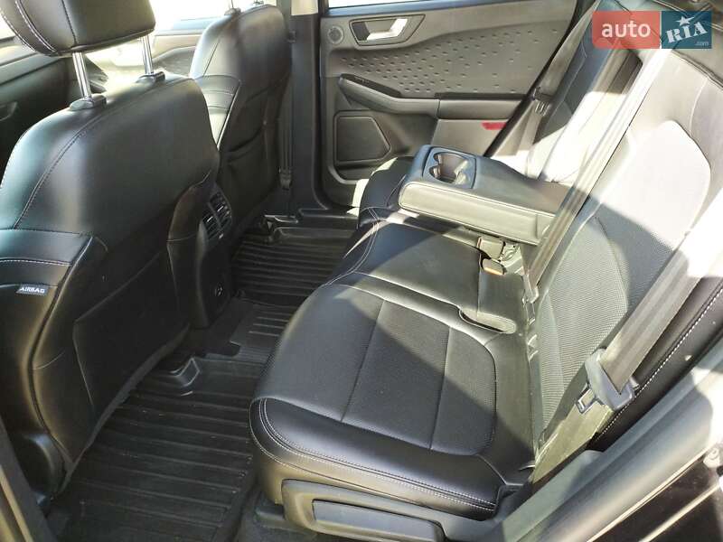 Внедорожник / Кроссовер Ford Escape 2020 в Киеве фото 12 Внедорожник / Кроссовер Ford Escape 2020 в Киеве