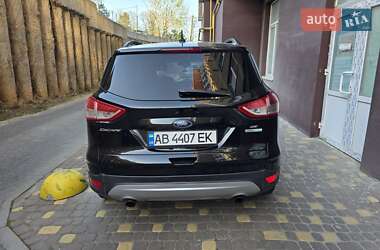 Внедорожник / Кроссовер Ford Escape 2015 в 