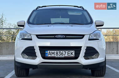 Внедорожник / Кроссовер Ford Escape 2014 в 