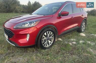 Внедорожник / Кроссовер Ford Escape 2020 в 