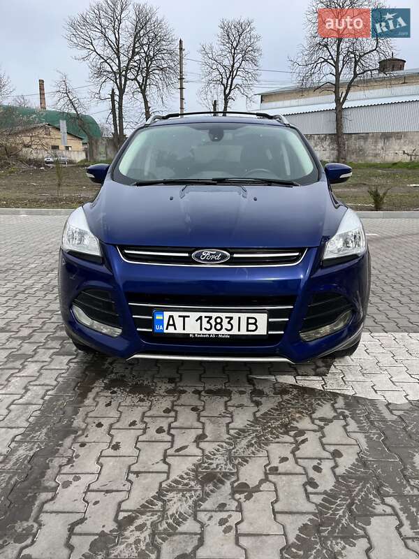 Внедорожник / Кроссовер Ford Escape 2013 в 