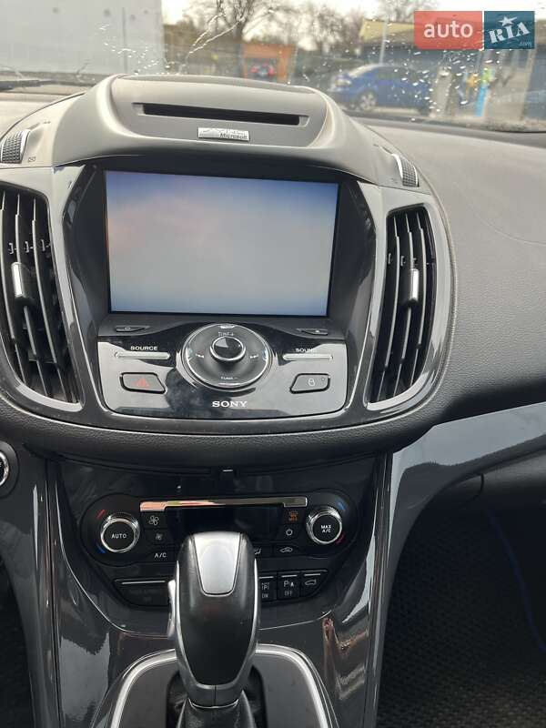 Внедорожник / Кроссовер Ford Escape 2013 в Ромнах