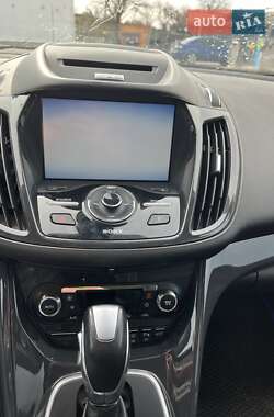 Внедорожник / Кроссовер Ford Escape 2013 в 