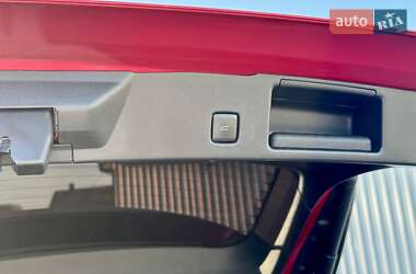 Внедорожник / Кроссовер Ford Escape 2022 в 