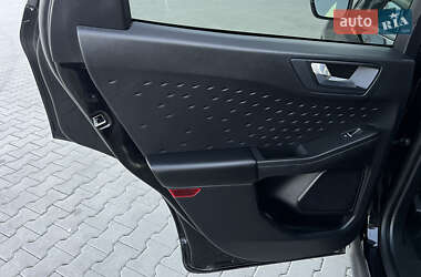 Внедорожник / Кроссовер Ford Escape 2020 в 