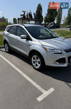 Внедорожник / Кроссовер Ford Escape 2015 в Киеве