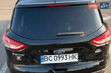 Внедорожник / Кроссовер Ford Escape 2014 в 